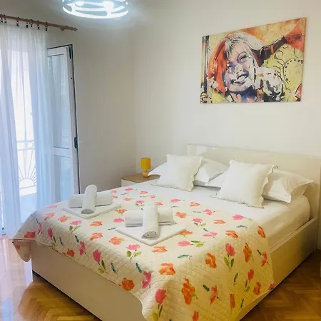Apartment Vranjes