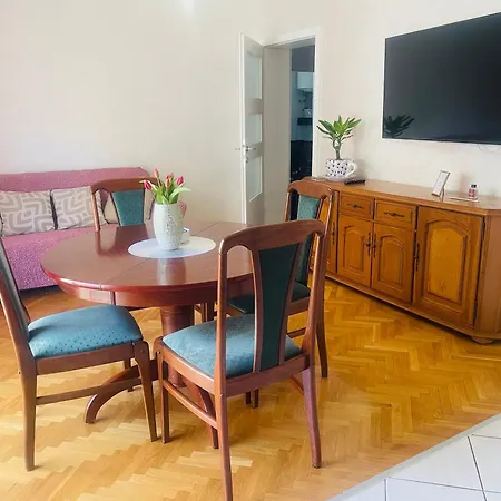 Vranjes Apartment