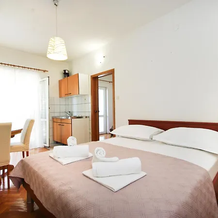 Apartmán Vranjes *