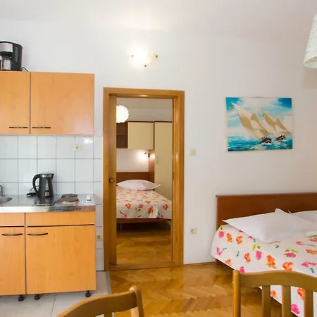 Vranjes Apartment *